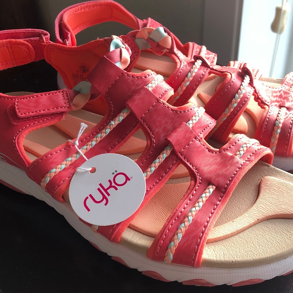Ryka salmon color outdoors sandals size 8.5 - Picture 3 of 5